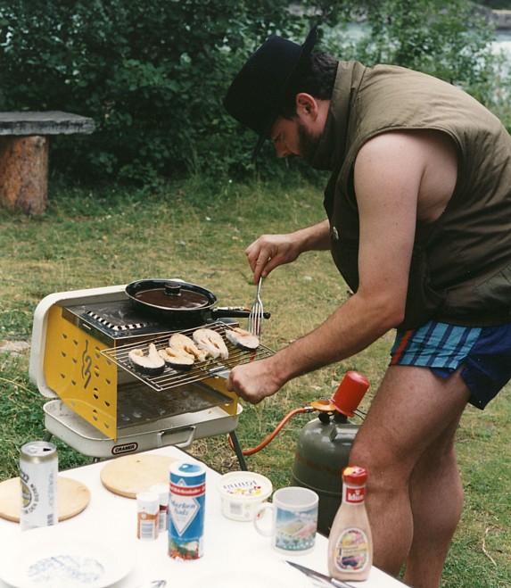 Outdoor Kochrezepte für Pfanne, Grill und Feuer