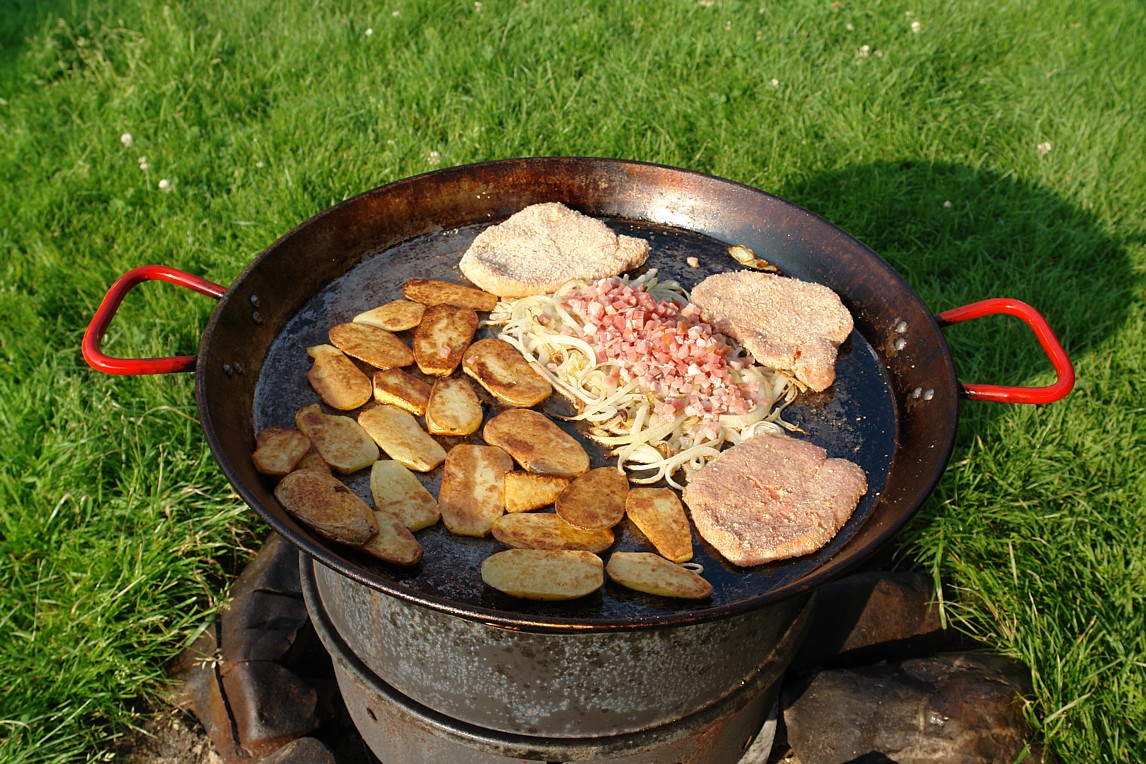 Outdoor Kochrezepte für Pfanne, Grill und Feuer